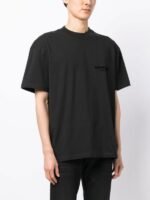 Essentials T-Shirt in black - Image 3