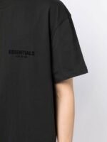 Essentials T-Shirt in black