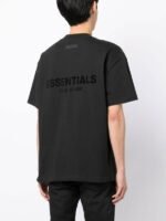 Essentials T-Shirt in black - Image 2