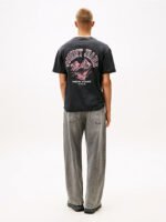 Tommy Jeans outdoors graphic T-shirt in black - Image 2