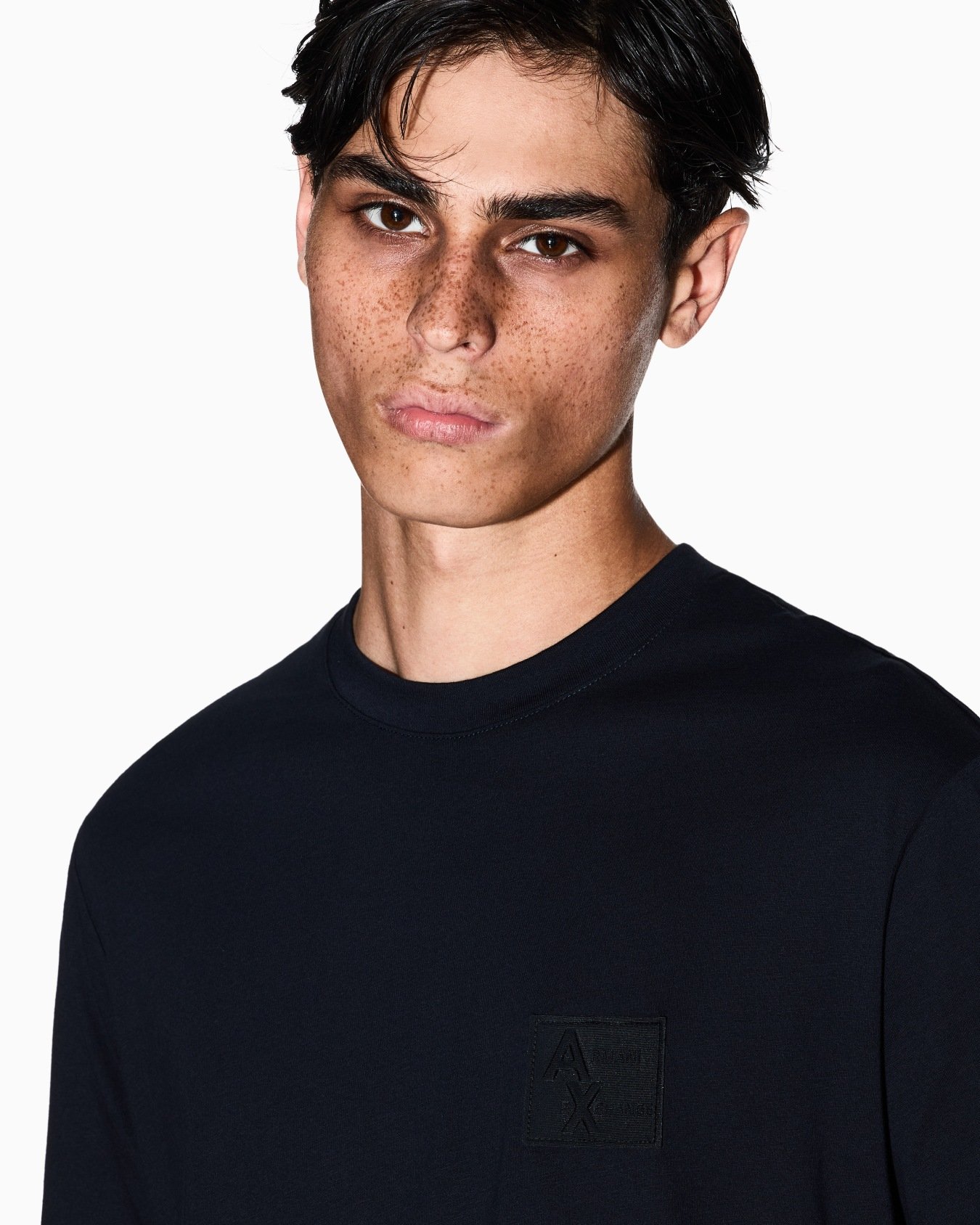 XM001456_AF10358_UB101_A_FW2025 Armani Exchange Regular fit T-shirt with patch - Image 1