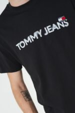 Tommy Jeans blurred logo T-shirt - Image 7